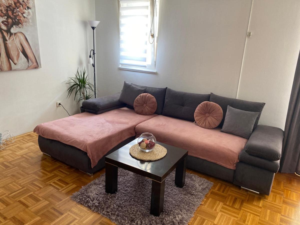 Apartment Miana Trogir Eksteriør bilde